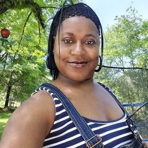 Meet your Posher, Christy